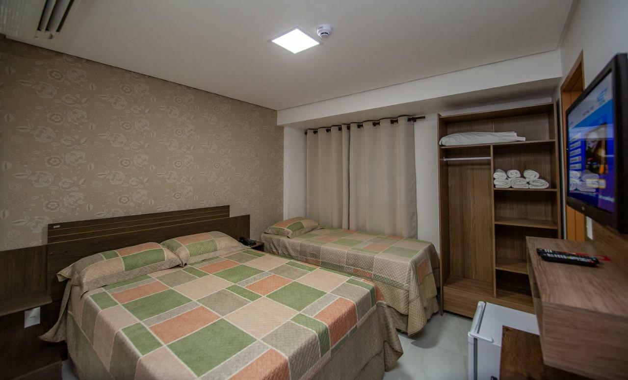 Quarto Triplo com Vista do Mar