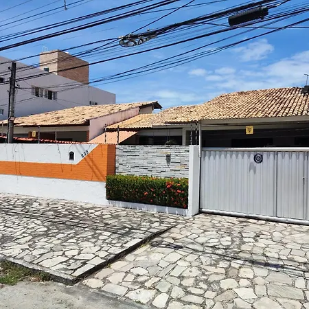 Da Silva residência à 200 metros da praia do Bessa-2